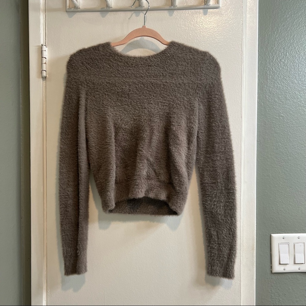 Aritzia/Sunday Best - Fluffy Tan/Brown cropped sweater